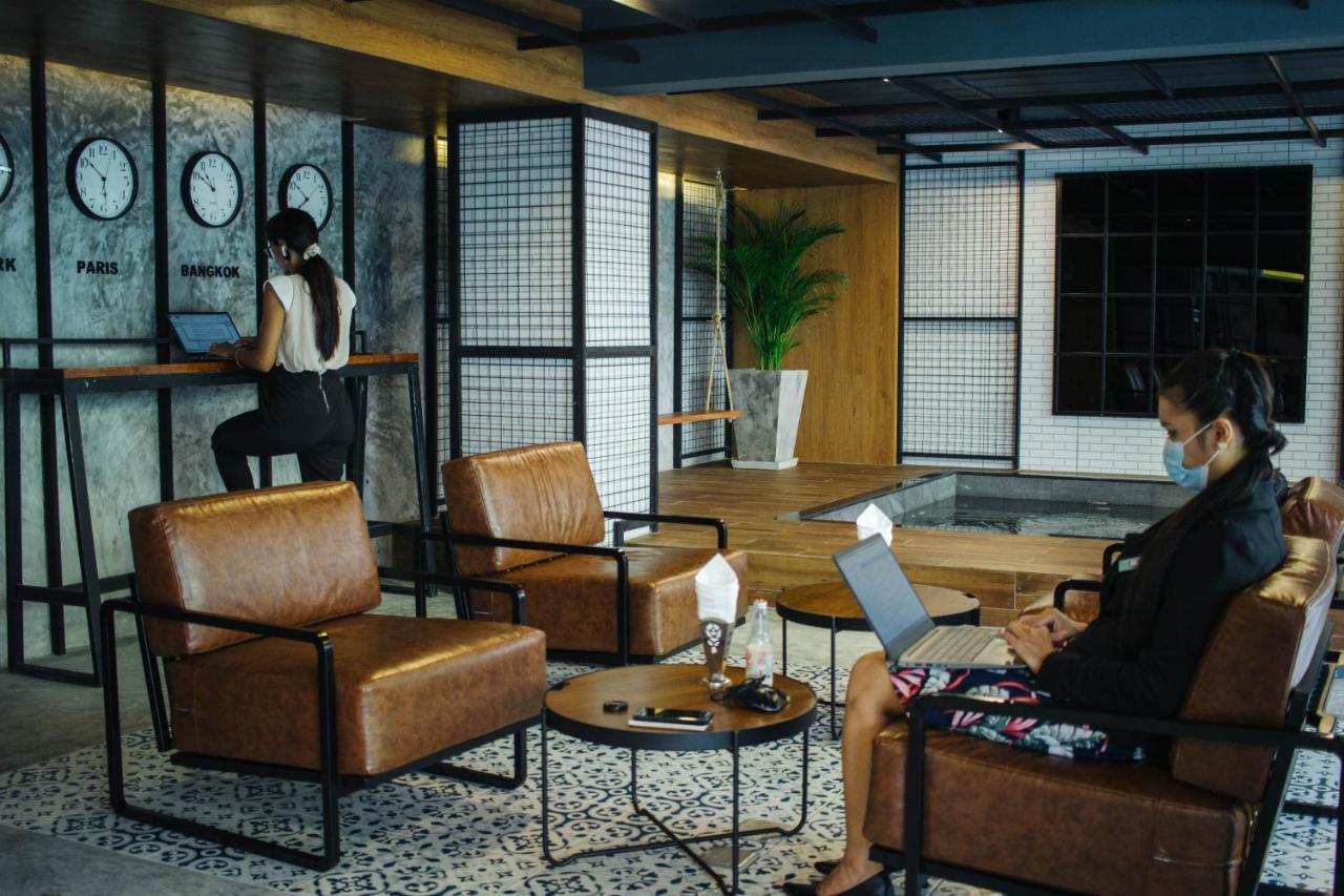 Bh Baan Paradise 酒店